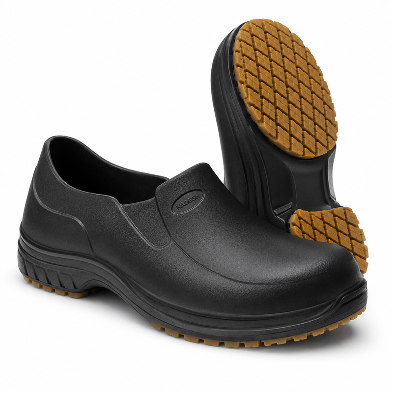 SAPATO FLEX CLEAN PT IMPERM C/ SOL ANTIDERR 42 CA 39213 MARLUVAS
